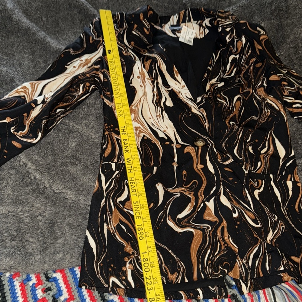 One N More New With Tags black, brown, cream size Small Blazer - Picture 12 of 17